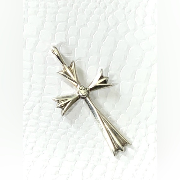 sterling Accessories - Vintage 925 Sterling Silver Cross Pendant